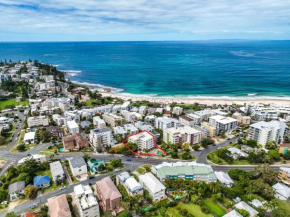 Kings Beachside Escape spacious apartment centrally located
